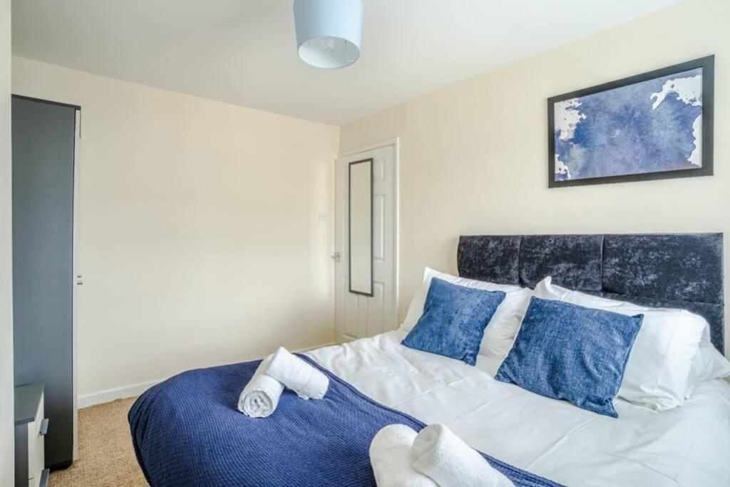 Off Road Parking, Smart Tv In Each Room! สวอนซี ภายนอก รูปภาพ